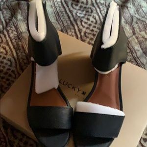Lucky brand sandals